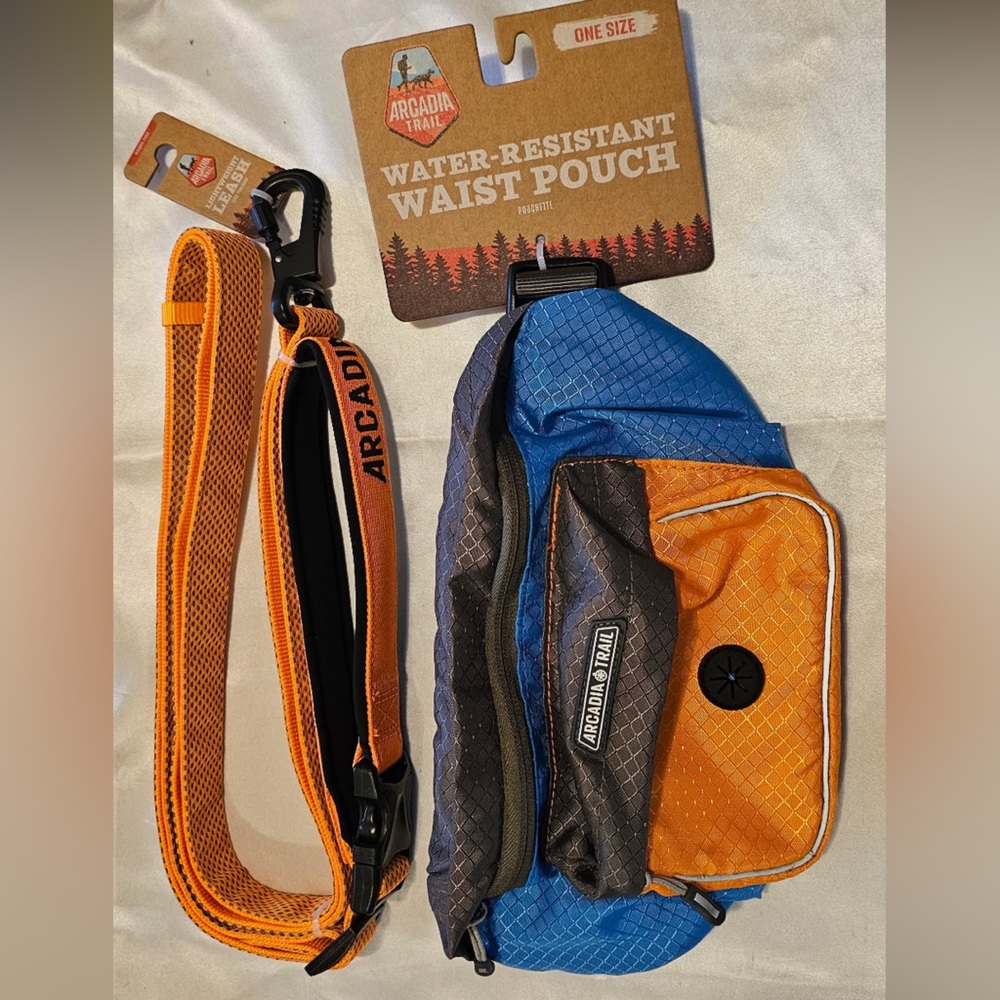 Arcadia Trail Waist Pouch and Orange Lightweight Hands Free Leash